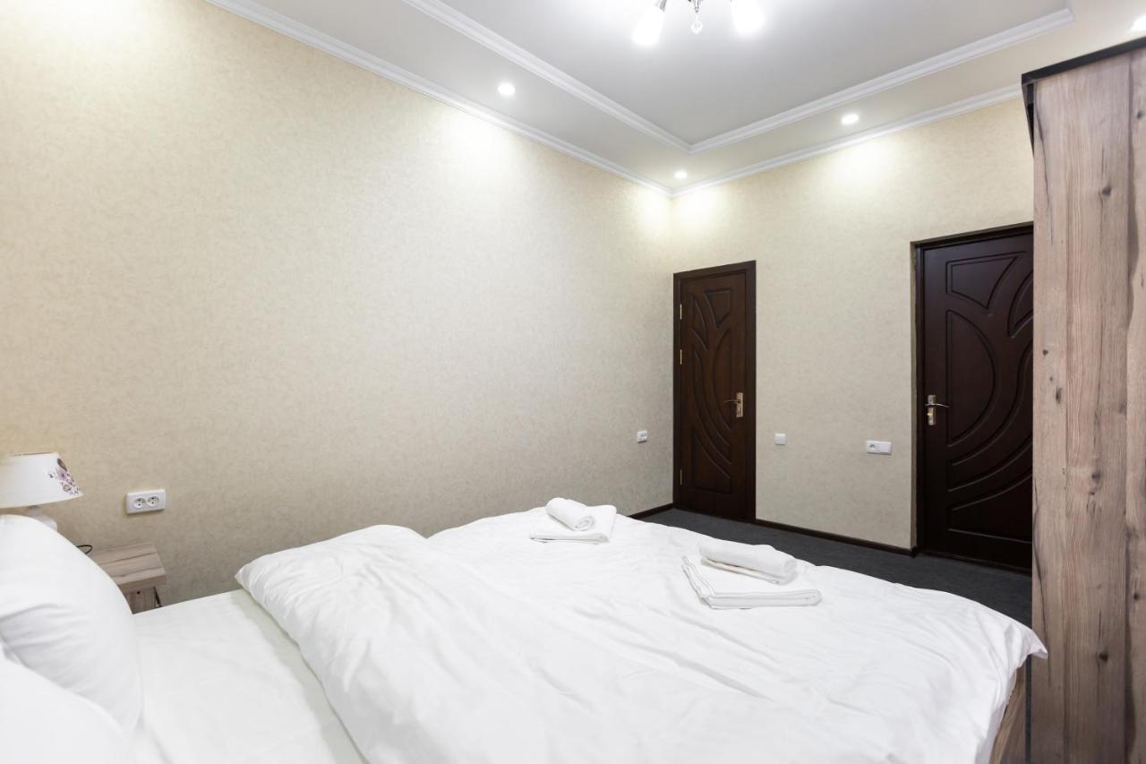 Light Hotel タシュケント エクステリア 写真