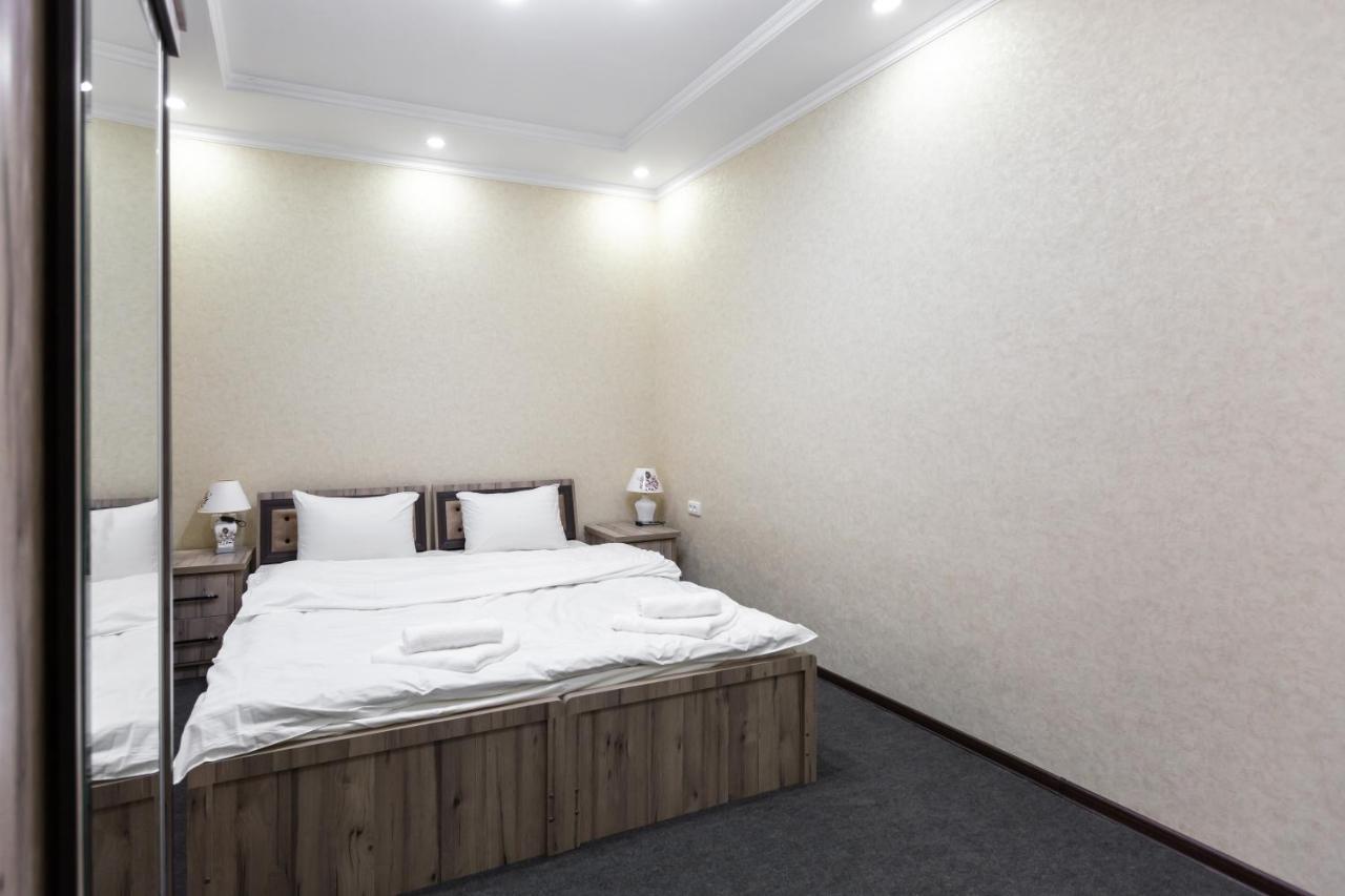 Light Hotel タシュケント エクステリア 写真
