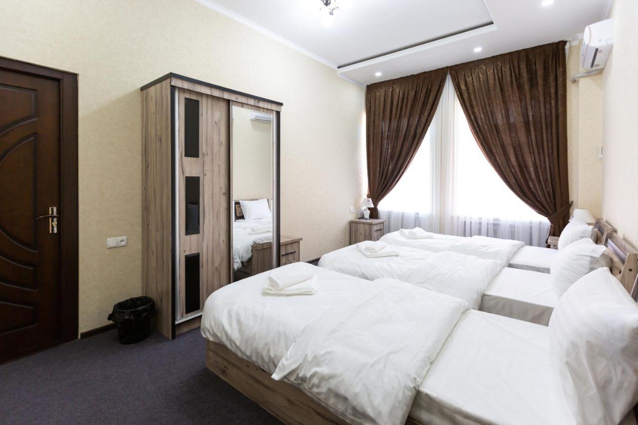 Light Hotel タシュケント エクステリア 写真