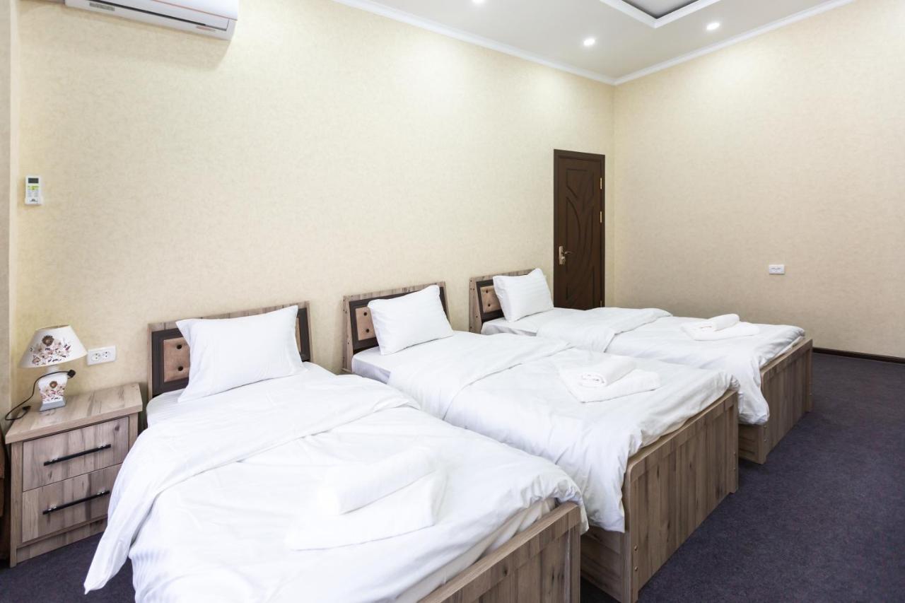 Light Hotel タシュケント エクステリア 写真