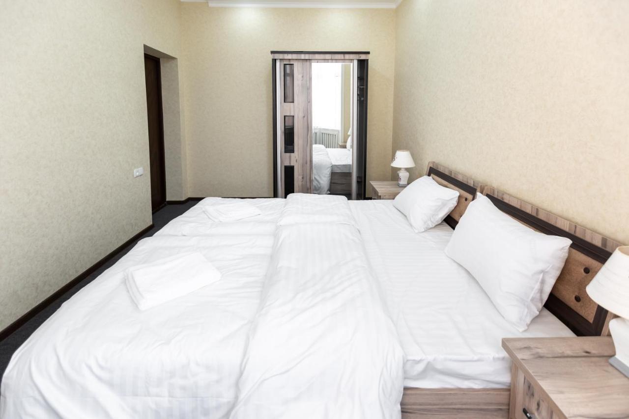 Light Hotel タシュケント エクステリア 写真